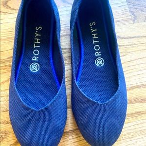 Knockoff Rothy’s shoes- the Flat -size 8 navy